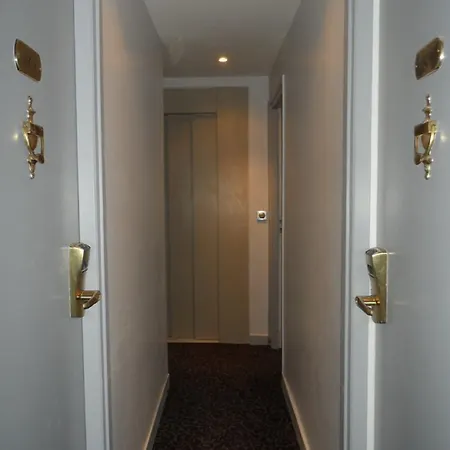 プランス モンソー ホテル