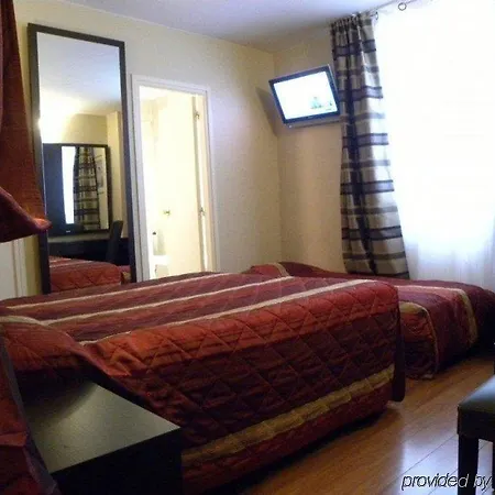 プランス モンソー 3* パリ