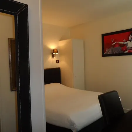 ホテル プランス モンソー 3*