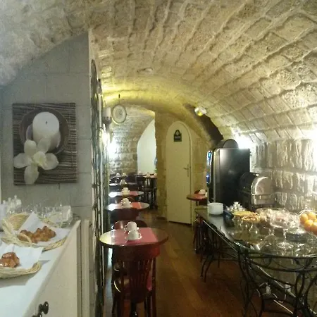 プランス モンソー ホテル 3*