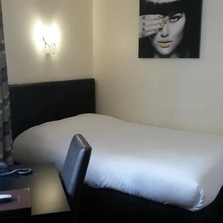 Monceau Otel 2*