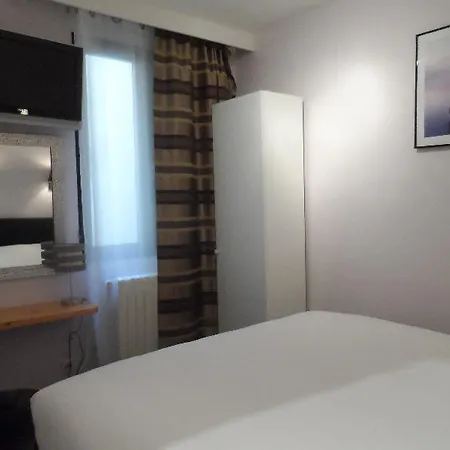 Hotel Monceau 3*