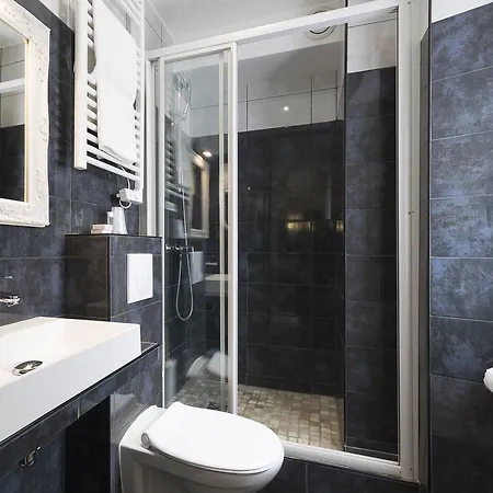 فندق Monceau باريس
