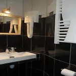Monceau فندق باريس